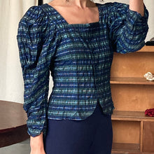 Load image into Gallery viewer, Vintage top with puffy sleeves, size S