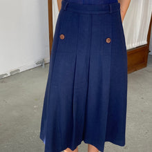 Load image into Gallery viewer, Dark blue wool skirt, size XS