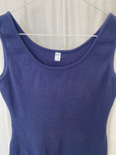 Load image into Gallery viewer, Vintage cotton navy blue body, size S/M