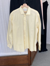 Load image into Gallery viewer, Soft yellow cotton shirt