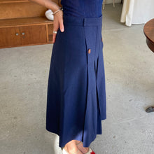 Load image into Gallery viewer, Dark blue wool skirt, size XS
