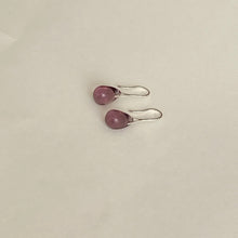 Load image into Gallery viewer, Sisi Joia Gota mini earrings, purple