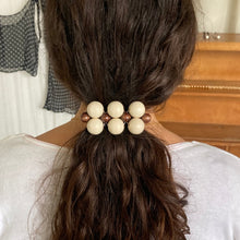 Load image into Gallery viewer, Talina Mori hairclip white/brown