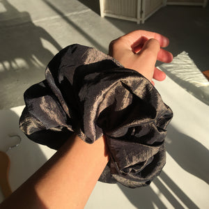 Scrunchie handmade by YV, size L