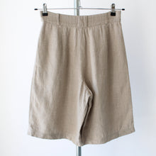 Load image into Gallery viewer, Vintage linen shorts, size S