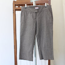 Load image into Gallery viewer, Altered Max &amp; Co capri pants, size S/M