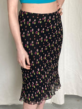 Load image into Gallery viewer, Silk skirt, size M