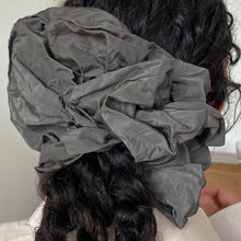 Load image into Gallery viewer, Scrunchie, size XL