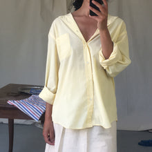 Load image into Gallery viewer, Vintage cotton soft yellow shirt