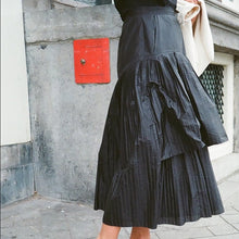Load image into Gallery viewer, Vintage dramatic crepe skirt, size XS