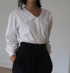 Vintage white cotton big collar blouse, size S