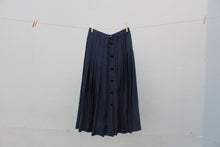 Load image into Gallery viewer, Vintage silk button up midi skirt, size XS