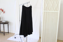 Load image into Gallery viewer, Vintage black skirt, size S