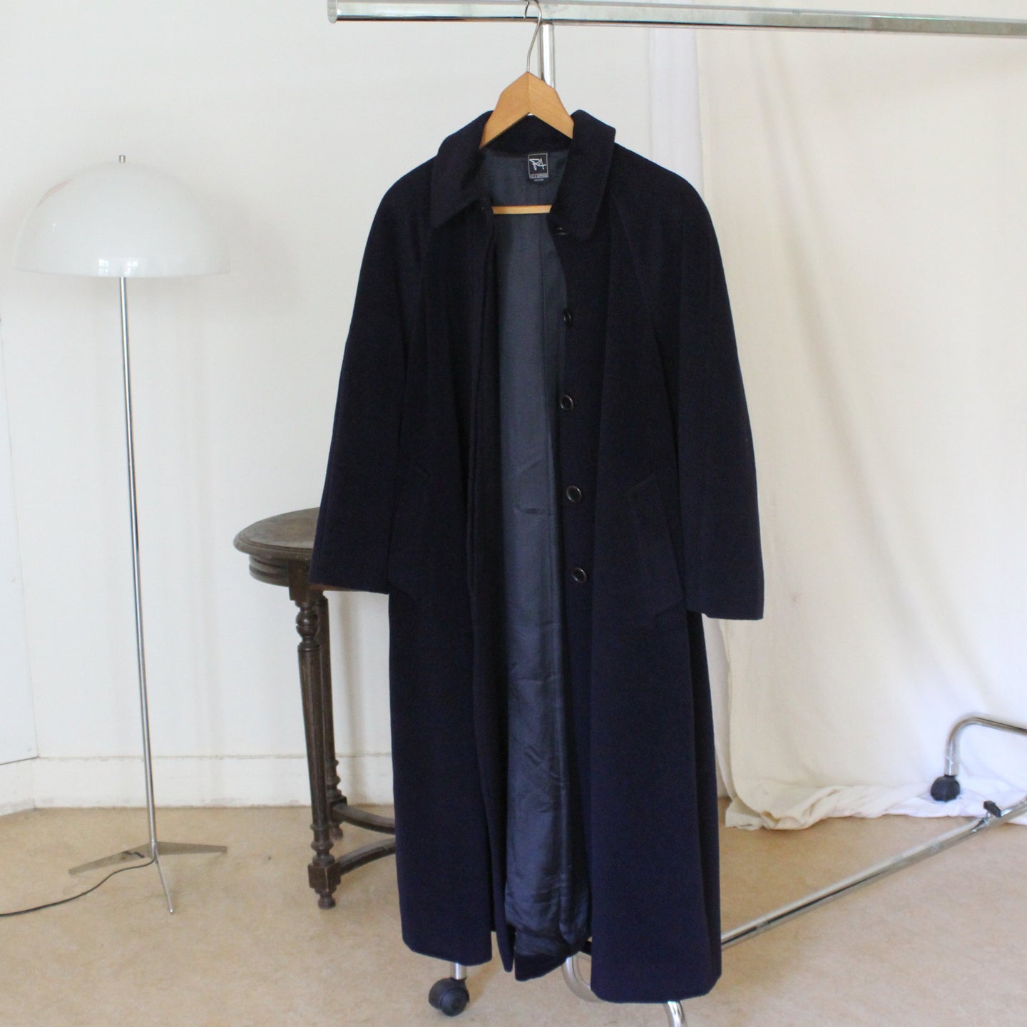 ON HOLD - Vintage dark blue heavy wool coat, size M