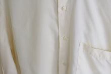 Load image into Gallery viewer, Vintage cotton soft yellow shirt, men size M/L