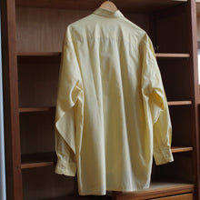 Load image into Gallery viewer, Vintage soft yellow cotton shirt, size L