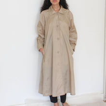 Load image into Gallery viewer, Vintage raincoat, size S-L