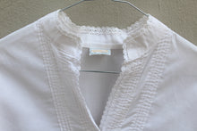 Load image into Gallery viewer, Vintage white cotton blouse with puffy sleeves, size S/M