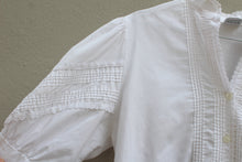 Load image into Gallery viewer, Vintage white cotton blouse with puffy sleeves, size S/M