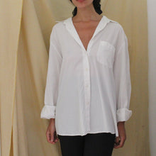 Load image into Gallery viewer, White cotton button up shirt