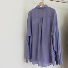 Load image into Gallery viewer, 90&#39;s lavender blue silk shirt, size XL