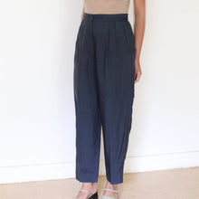 Load image into Gallery viewer, Vintage linen highwaisted pants, size S