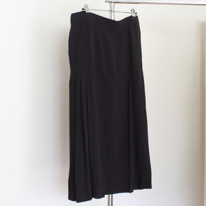 Vintage Escada plissé skirt, size L