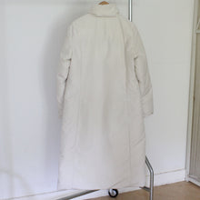 Load image into Gallery viewer, Marella puffer coat, size L