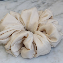 Load image into Gallery viewer, Creme scrunchie, handmade by YV, made of vintage silk (medium)
