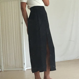 Vintage high waisted skirt with split on the side, side S