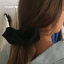 Load image into Gallery viewer, Vintage scrunchie made of vintage cotton