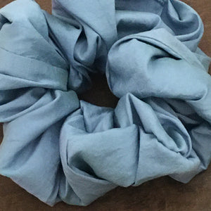 Scrunchie made from vintage silk (L)
